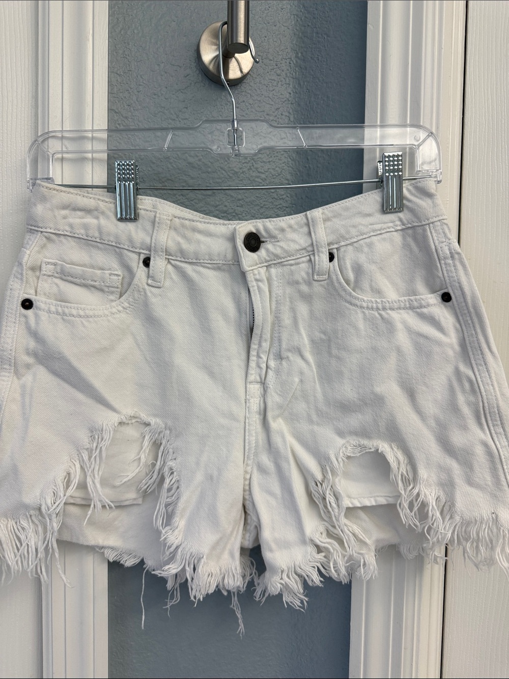 Hidden White Distressed Denim Shorts size XS